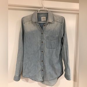 American Eagle denim shirt - size S